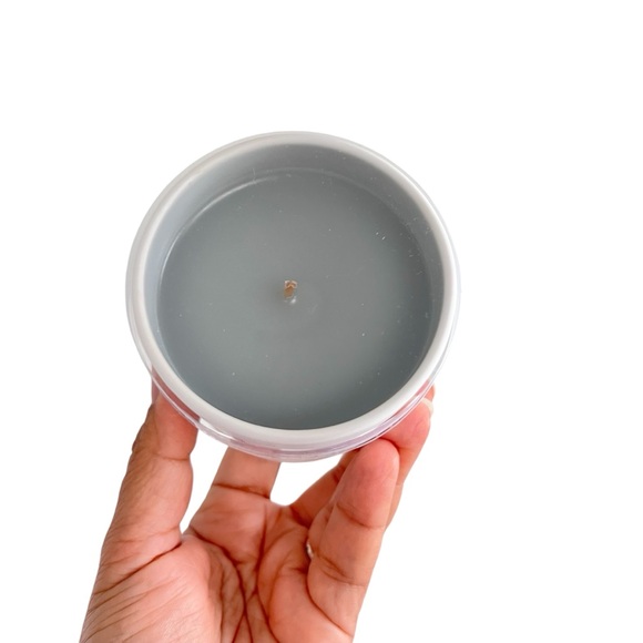 DIOR 30 Montaigne Scented Candle Amber And Spicy Notes - Picture 3 of 10